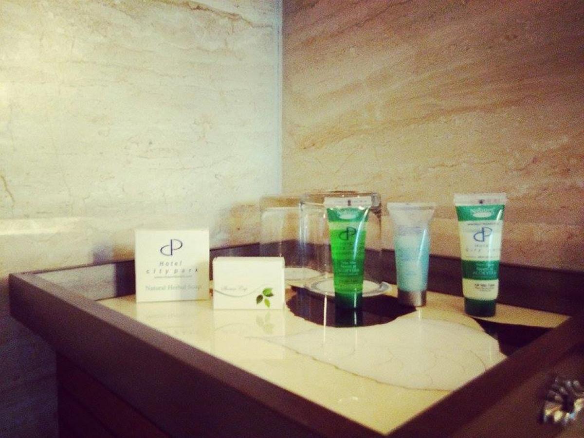 City Park Resort Bahadurgarh ภายนอก รูปภาพ