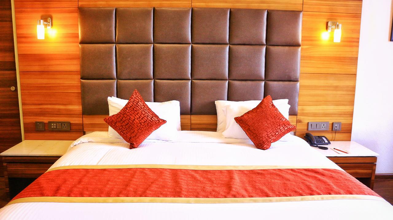 City Park Resort Bahadurgarh ภายนอก รูปภาพ