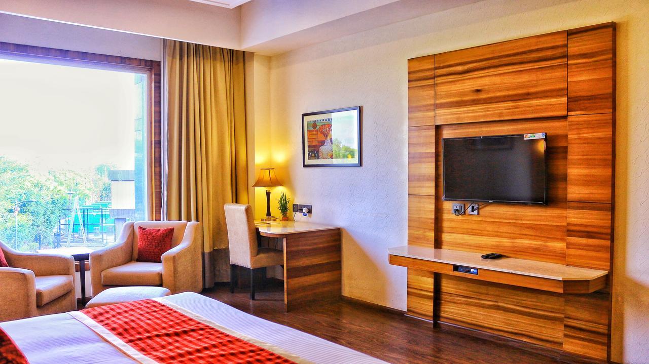 City Park Resort Bahadurgarh ภายนอก รูปภาพ