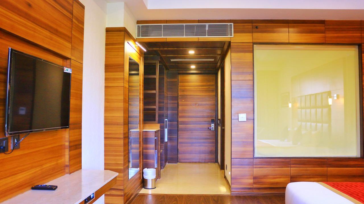 City Park Resort Bahadurgarh ภายนอก รูปภาพ