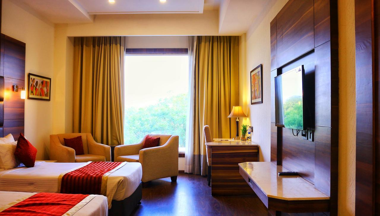 City Park Resort Bahadurgarh ภายนอก รูปภาพ